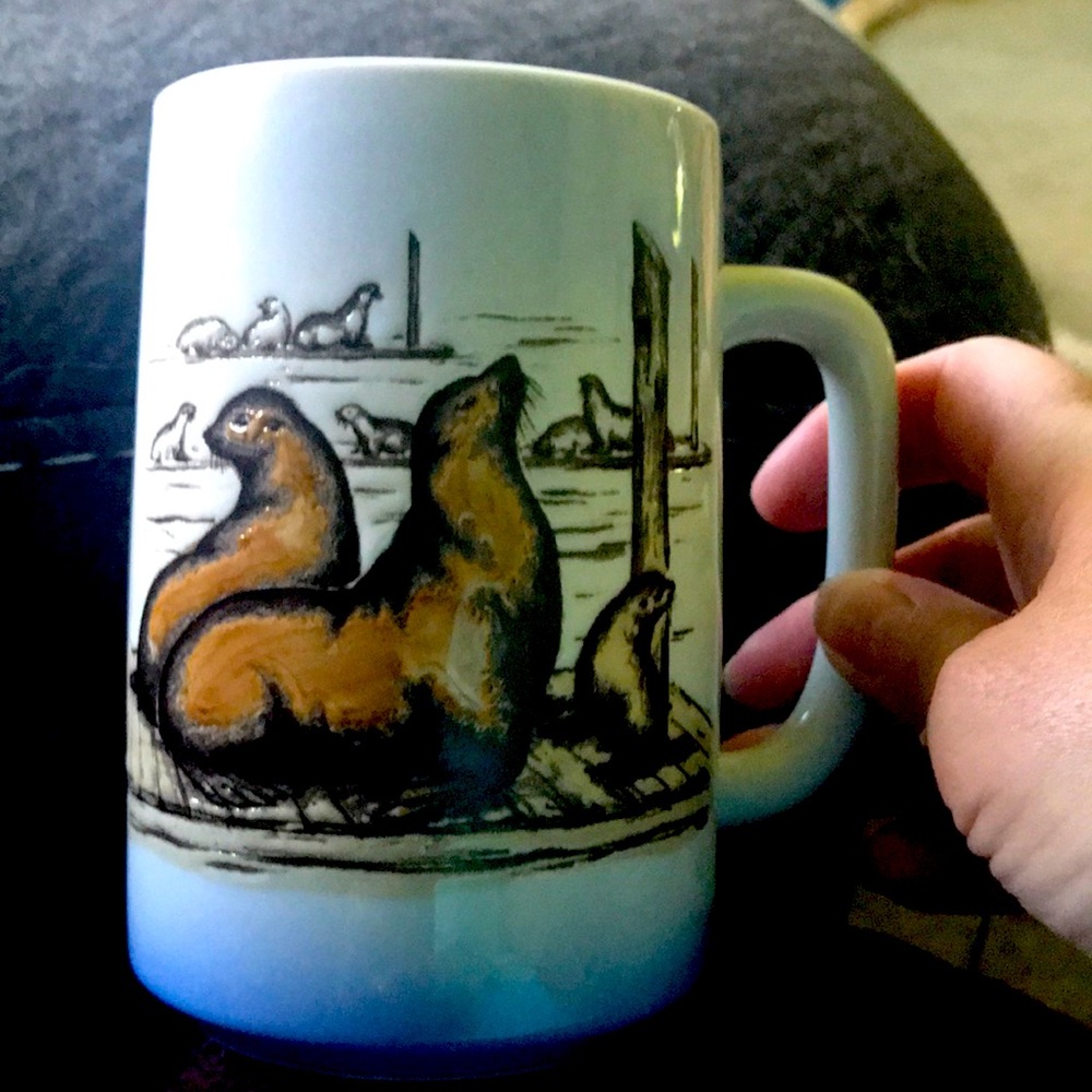 Seal Coffee mug. Blue/gray ombré. 5” high x 3” around approximate. Nice HDweight